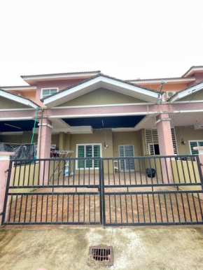 Ritz Homestay at Gong Badak, Kuala Terengganu